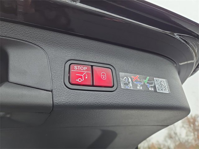 New 2026 Mercedes-Benz GLS 580 4MATIC image 35