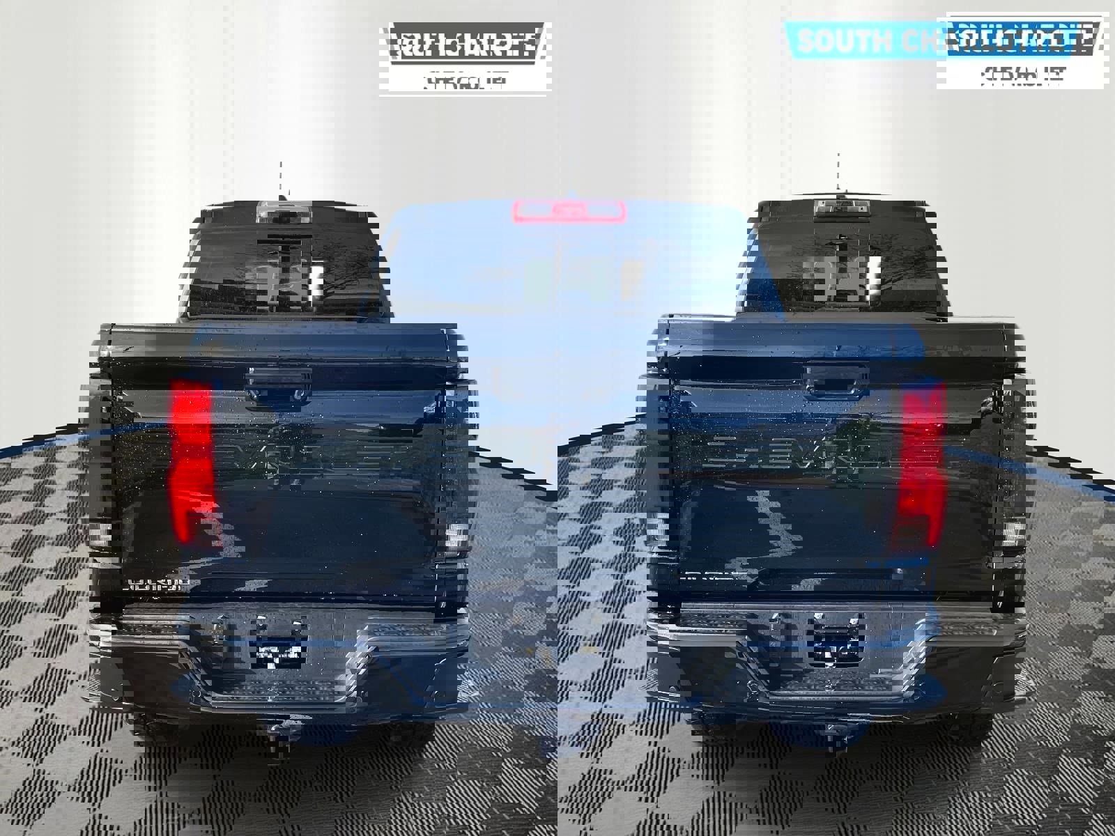 Used 2025 Chevrolet Colorado Z71 w/ Technology Package image 6