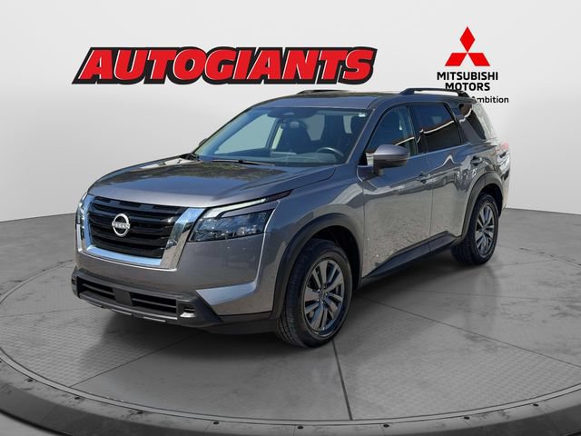 Used 2025 Nissan Pathfinder SV FWD image 7