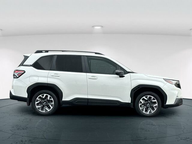 Used 2026 Subaru Forester Premium image 7