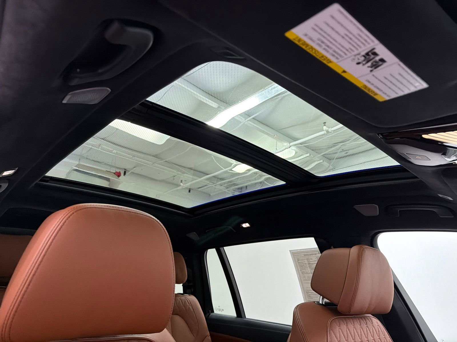 Used 2024 BMW ALPINA XB7 image 19