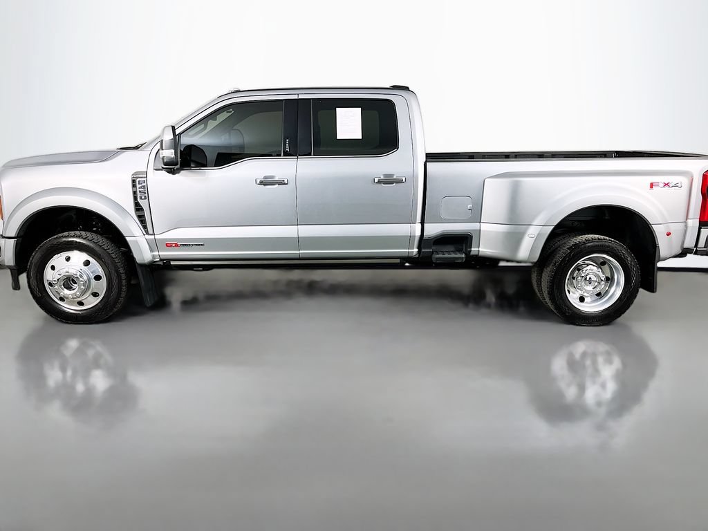 Used 2024 Ford F450 Platinum w/ FX4 Off-Road Package AWD/4WD image 5