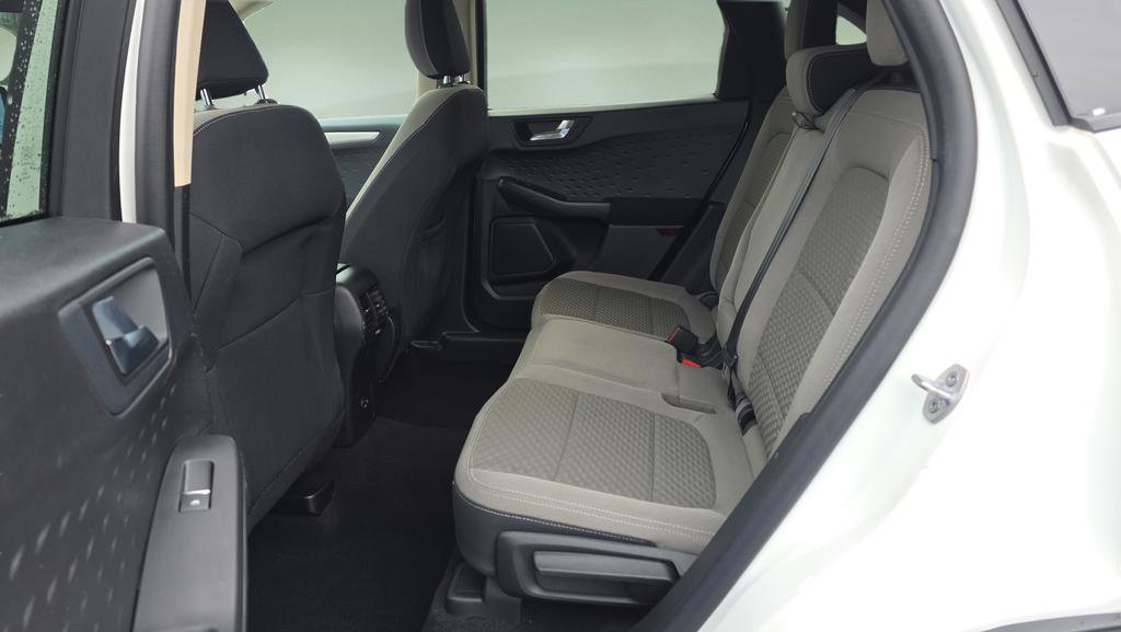 Used 2020 Ford Escape SE image 13