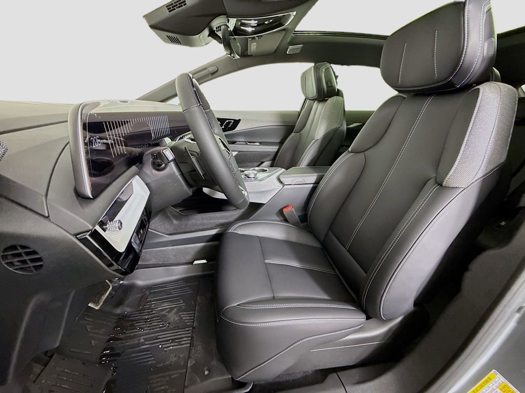 New 2026 Cadillac Optiq Luxury 1 image 22