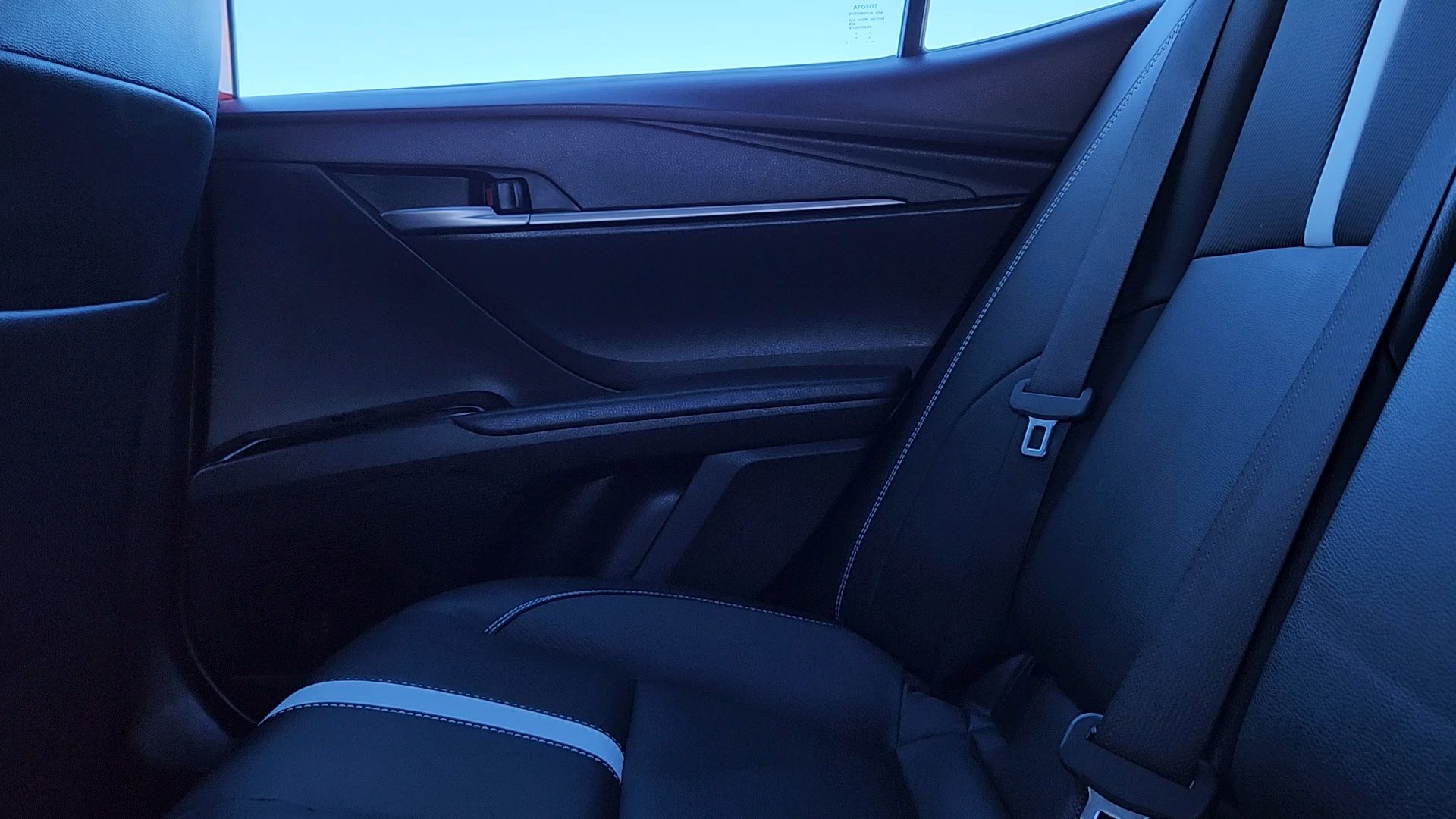 Used 2025 Toyota Camry SE image 16