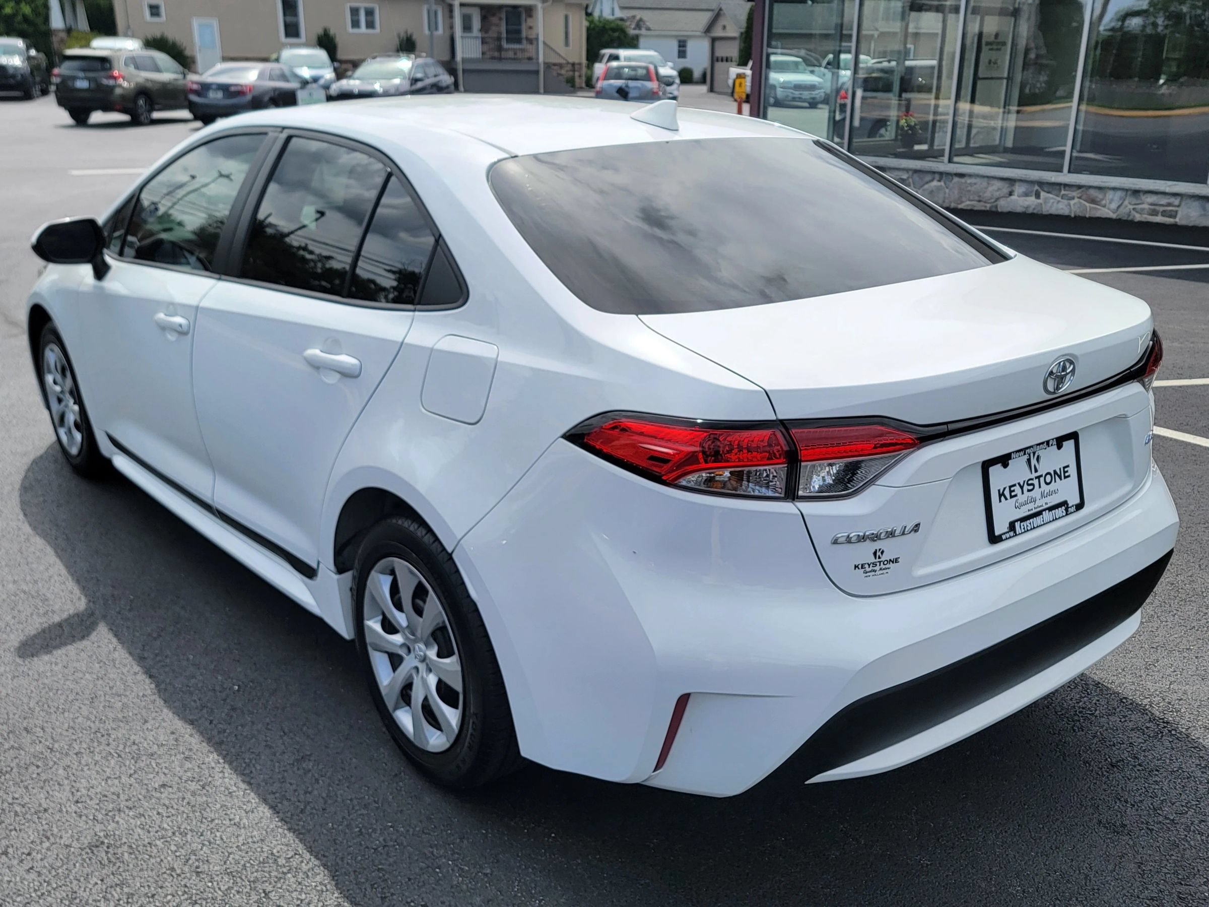 Used 2022 Toyota Corolla LE FWD image 7