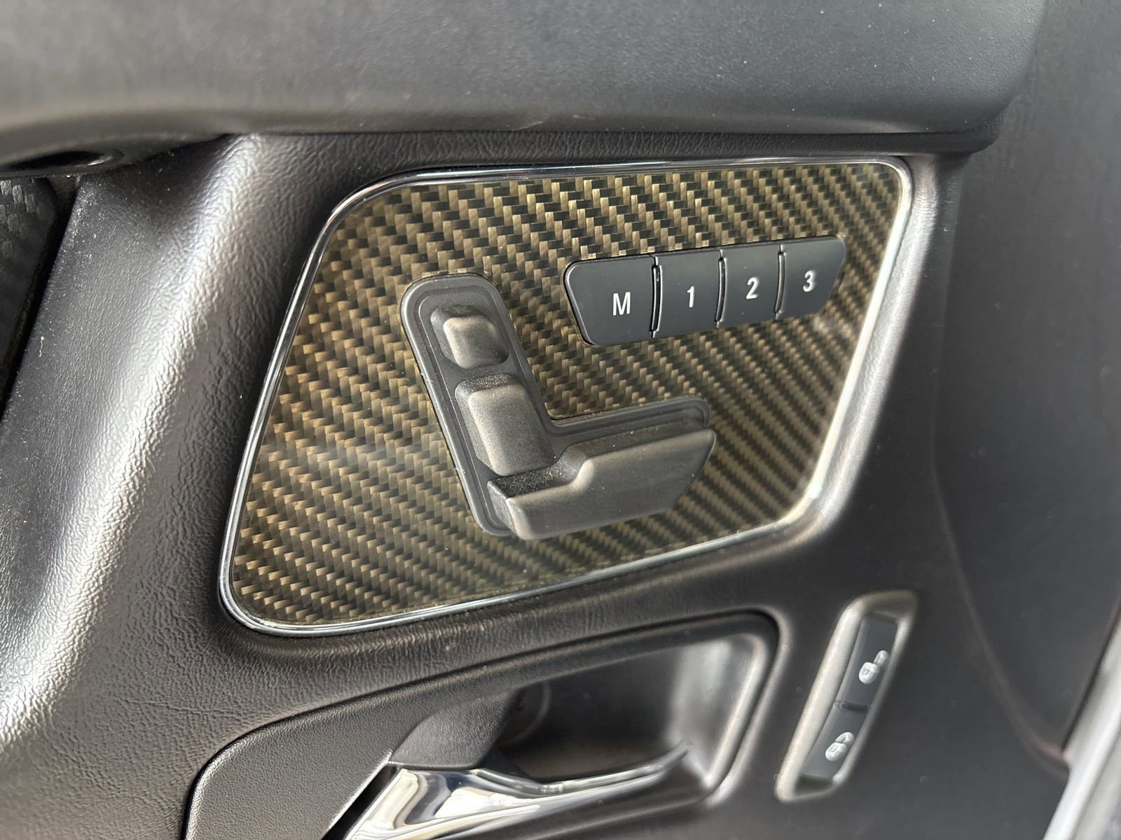 Used 2017 Mercedes-Benz G 65 AMG 4MATIC image 13