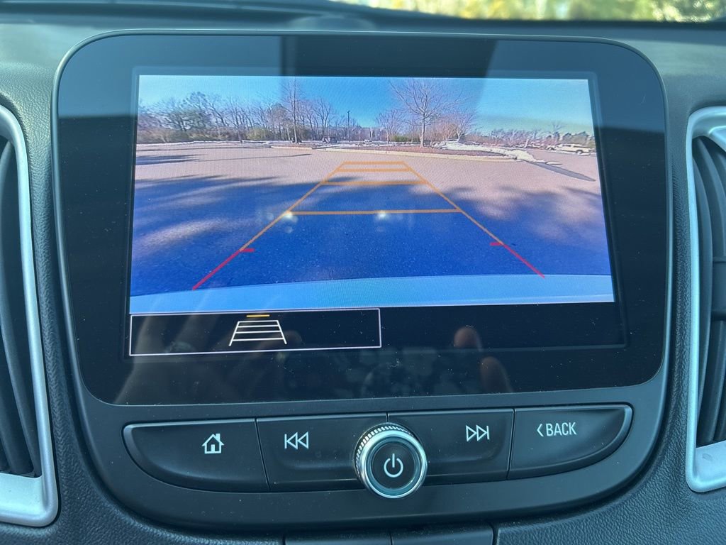 Used 2023 Chevrolet Malibu LT image 21