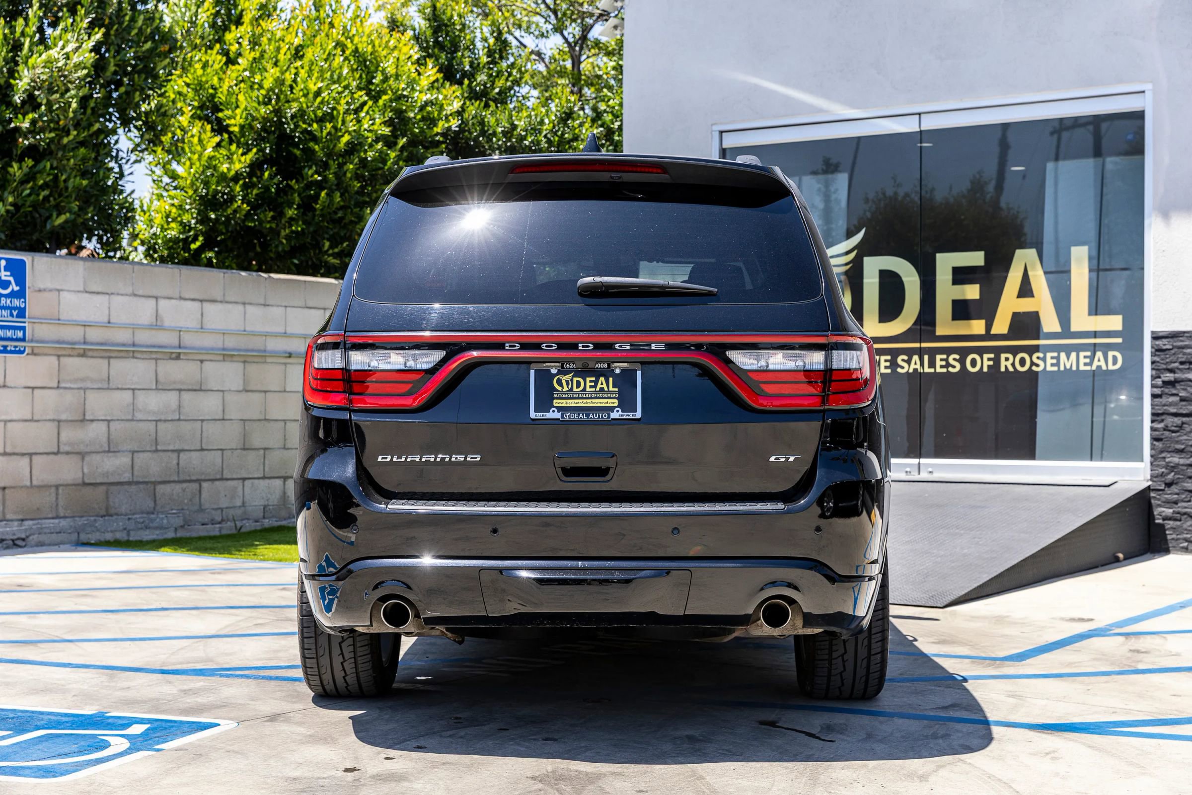 Used 2024 Dodge Durango GT RWD image 14