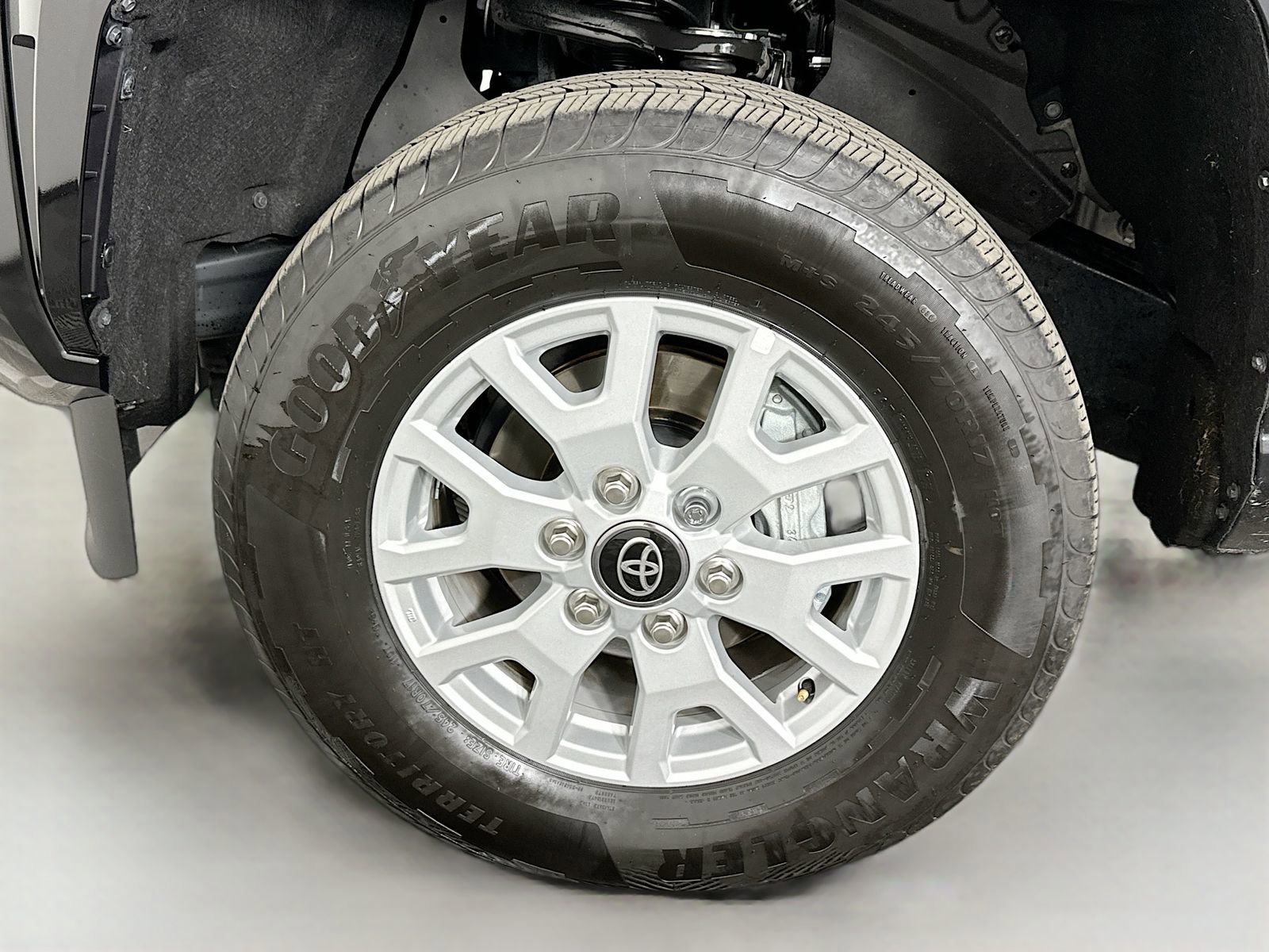 Certified 2025 Toyota Tacoma SR5 RWD image 29
