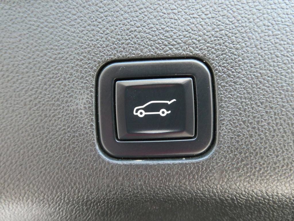 Certified 2021 Chevrolet Tahoe Z71 AWD/4WD image 18