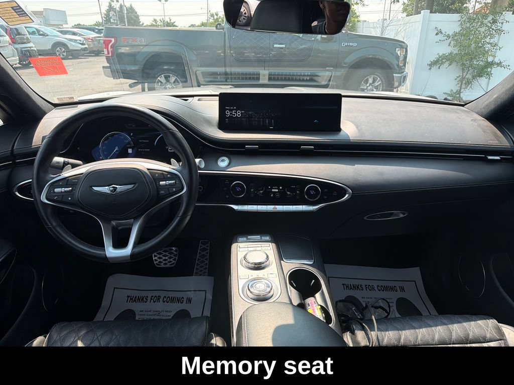 Used 2025 Genesis GV70 3.5T Sport w/ Sport Prestige Package AWD/4WD image 15