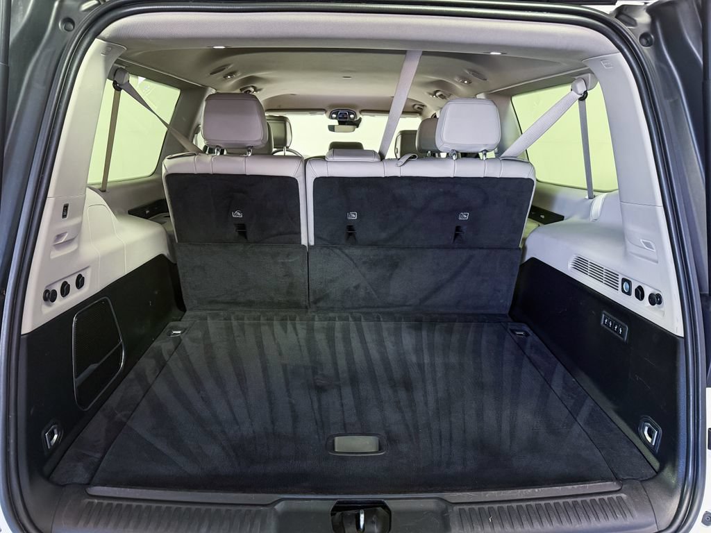 Used 2024 Jeep Wagoneer L Series III w/ Flexible Seating Group AWD/4WD image 40