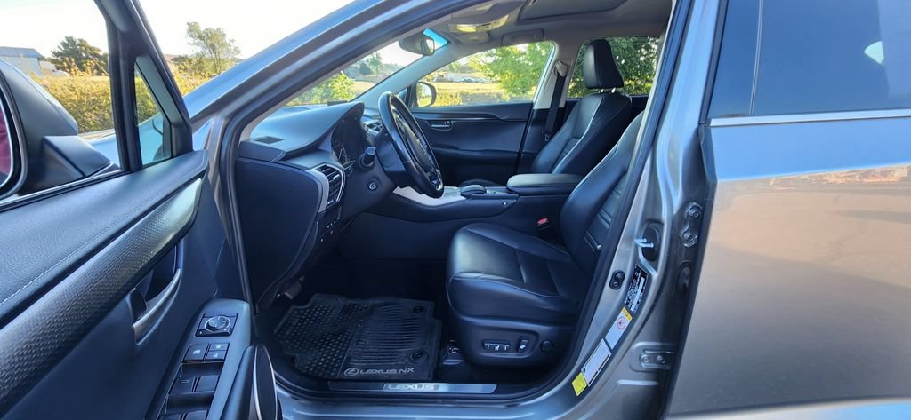 Used 2017 Lexus NX 300h AWD w/ Premium Package image 3