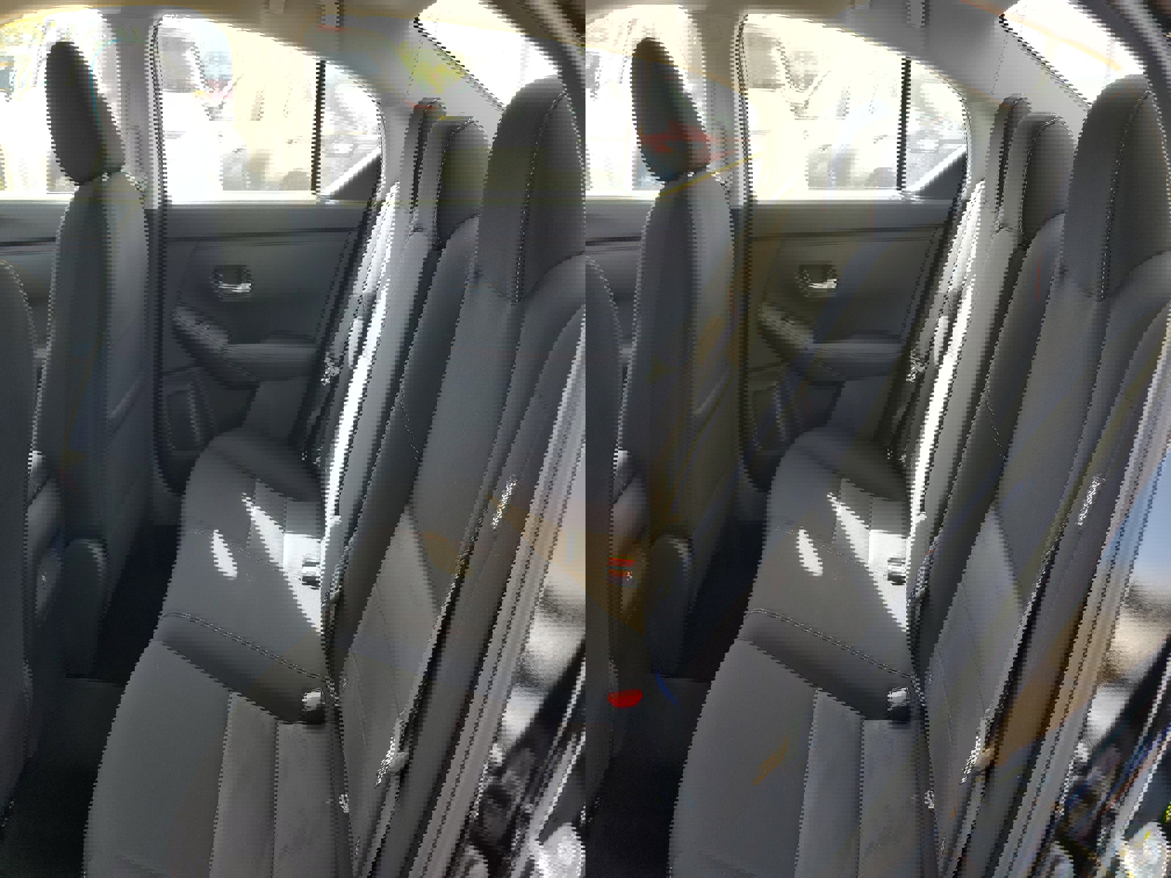 New 2025 Nissan Sentra SR w/ Midnight Edition image 17