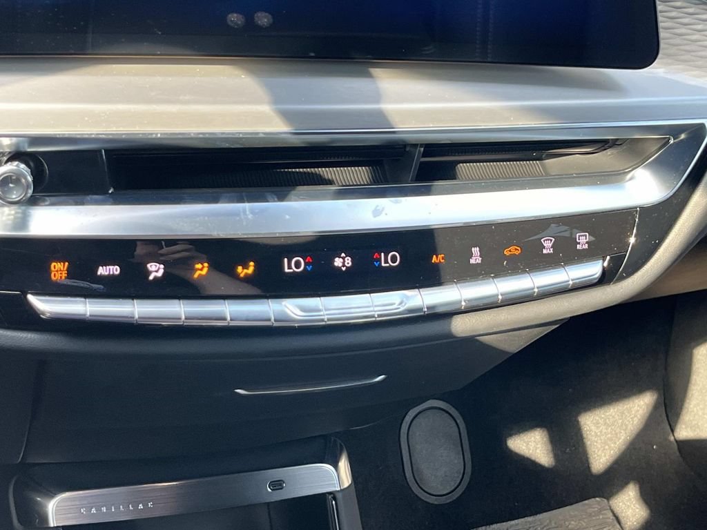 New 2026 Cadillac Lyriq Sport AWD/4WD image 23