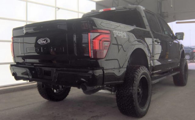 Used 2025 Ford F150 Lariat w/ Equipment Group 502A High AWD/4WD image 5