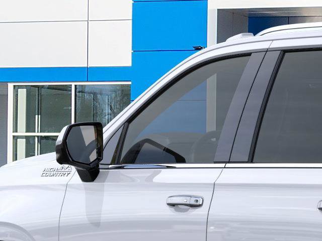 New 2026 Chevrolet Suburban High Country image 12