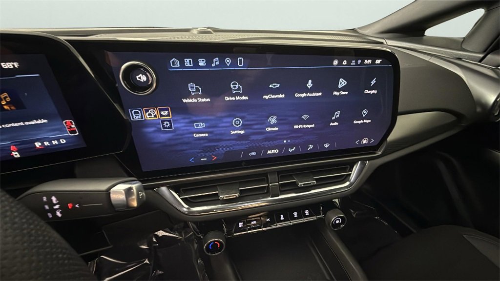 Used 2026 Chevrolet Equinox EV LT image 21