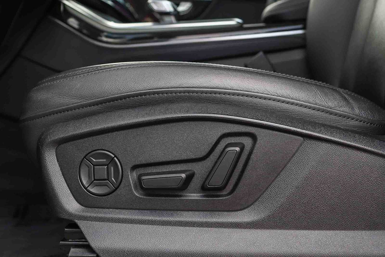 Used 2024 Audi Q7 Premium Plus image 19