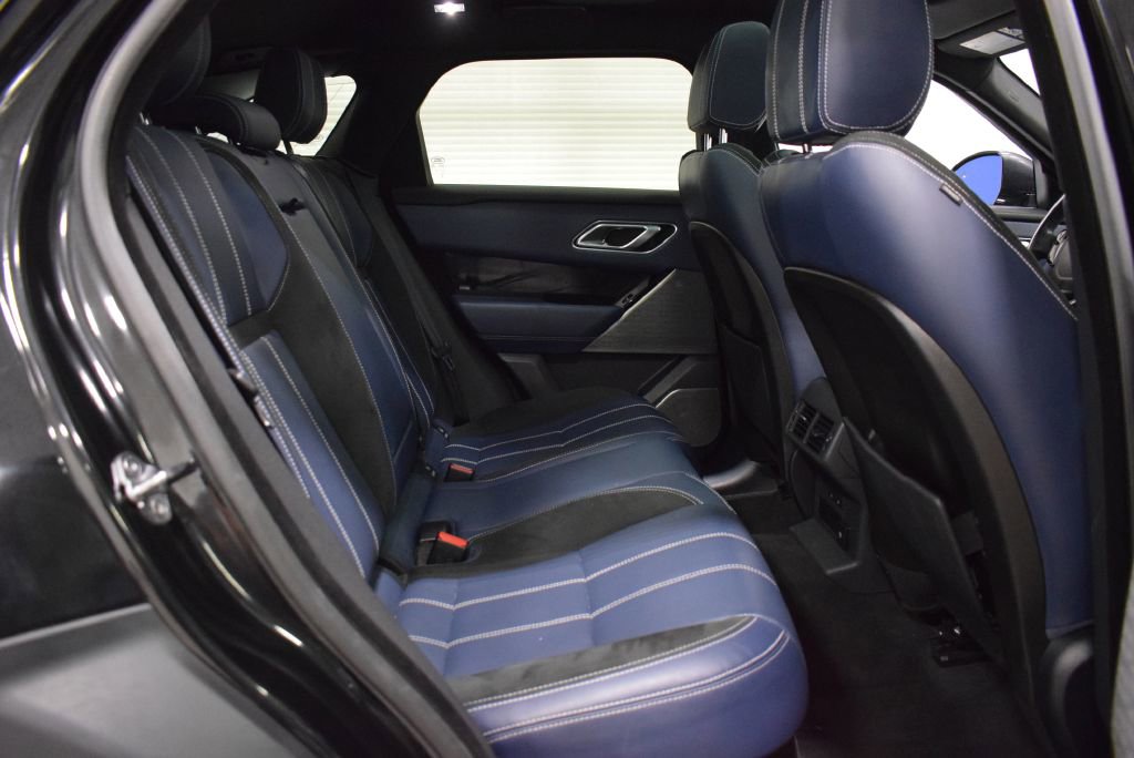 Used 2020 Land Rover Range Rover Velar R-Dynamic S image 17