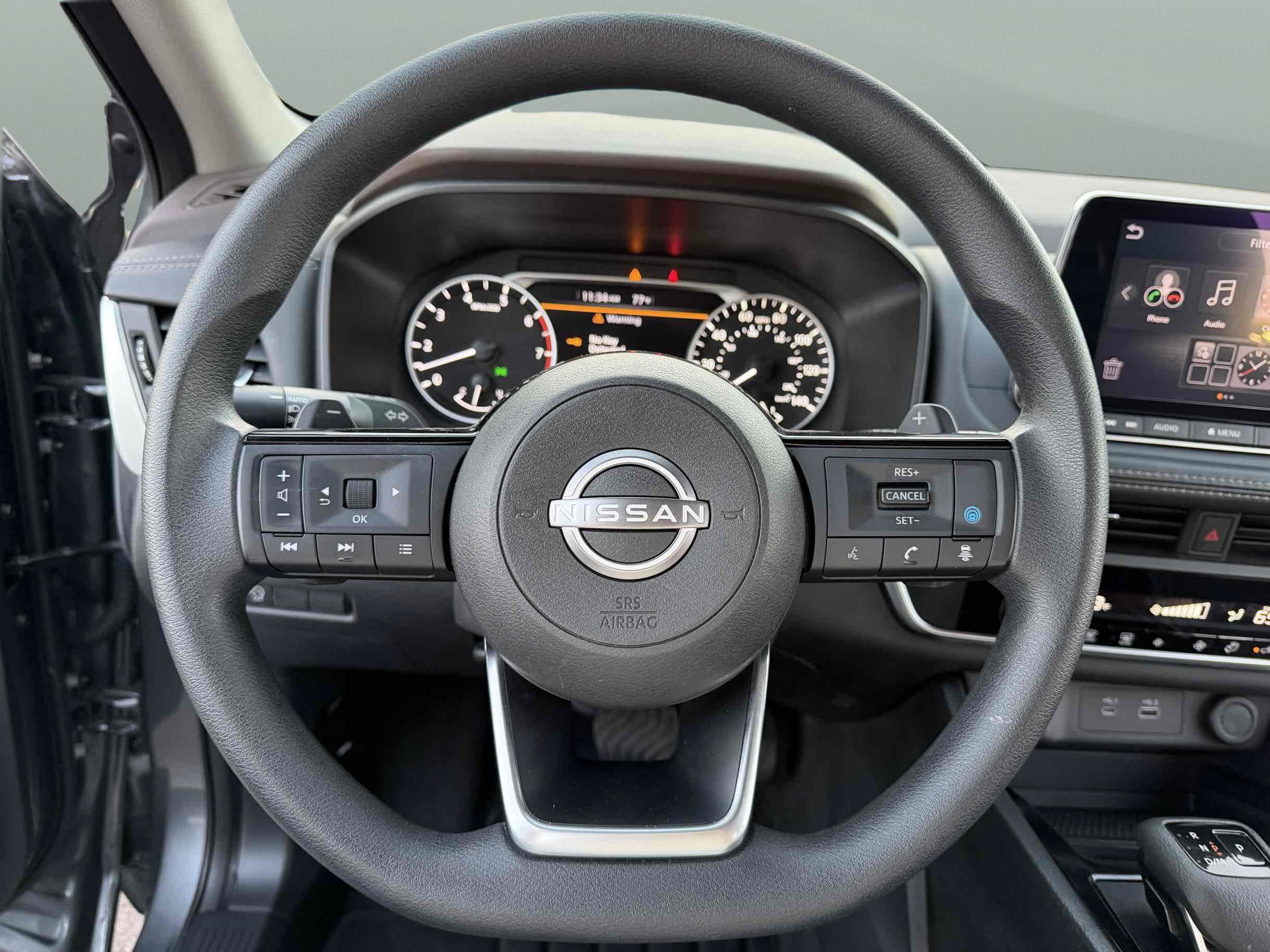 Used 2023 Nissan Rogue SV FWD image 19
