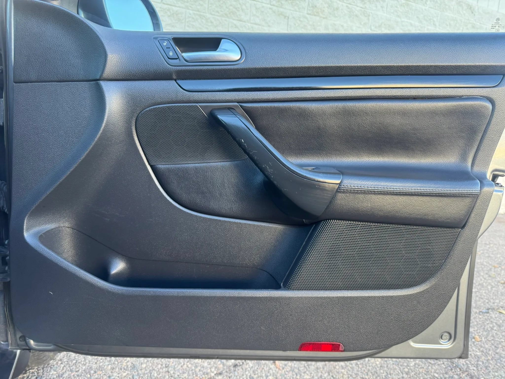 Used 2012 Volkswagen Jetta TDI FWD image 8
