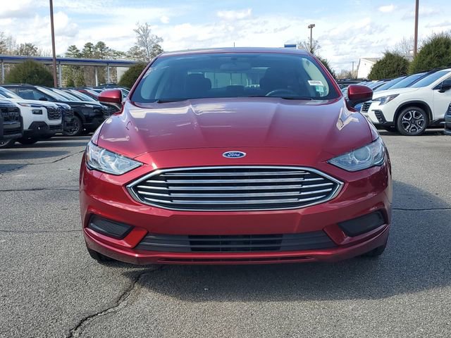 Used 2017 Ford Fusion SE w/ Fusion SE Technology Package video 2