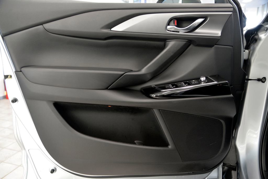 Used 2023 MAZDA CX-9 Touring Plus image 14