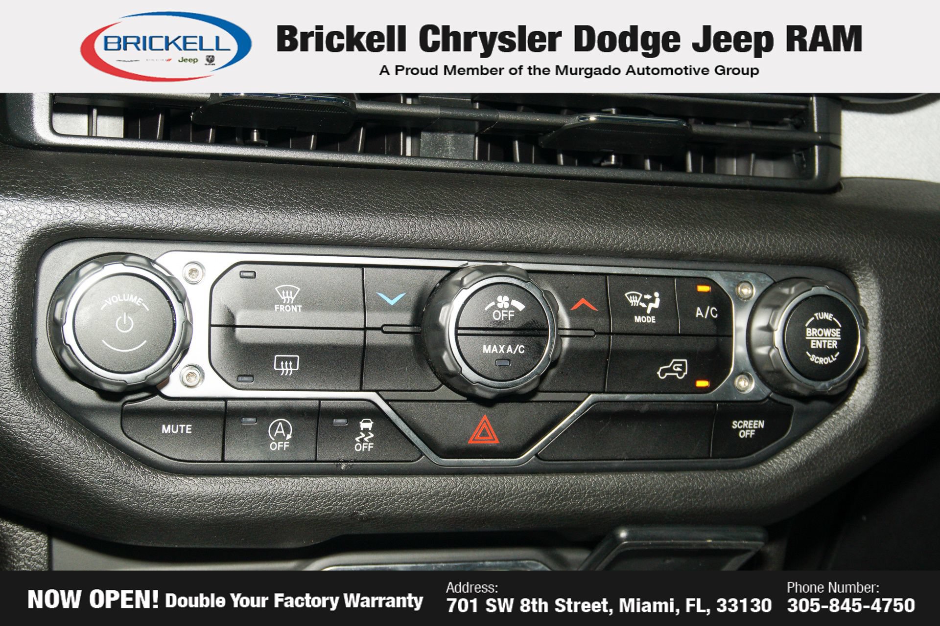 Used 2025 Jeep Wrangler Unlimited Sport AWD/4WD image 26