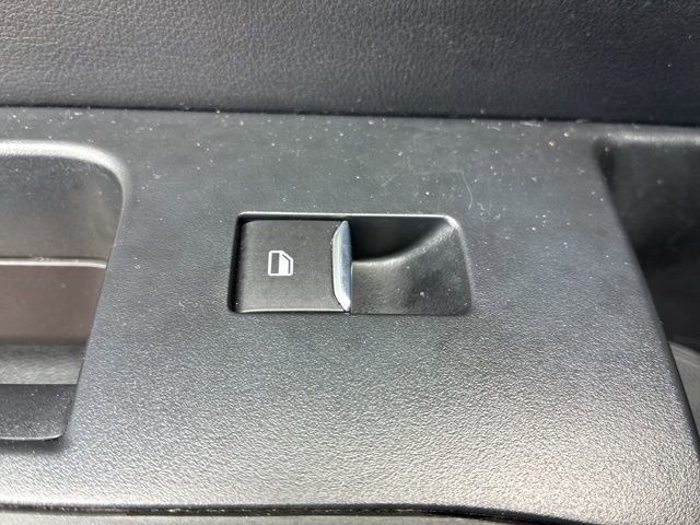 Used 2020 Ford Explorer Platinum w/ Premium Technology Package AWD/4WD image 18