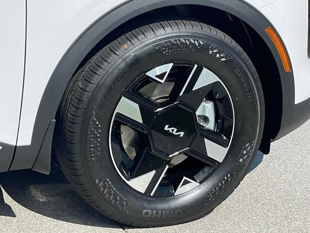 New 2026 Kia Sportage LX image 18