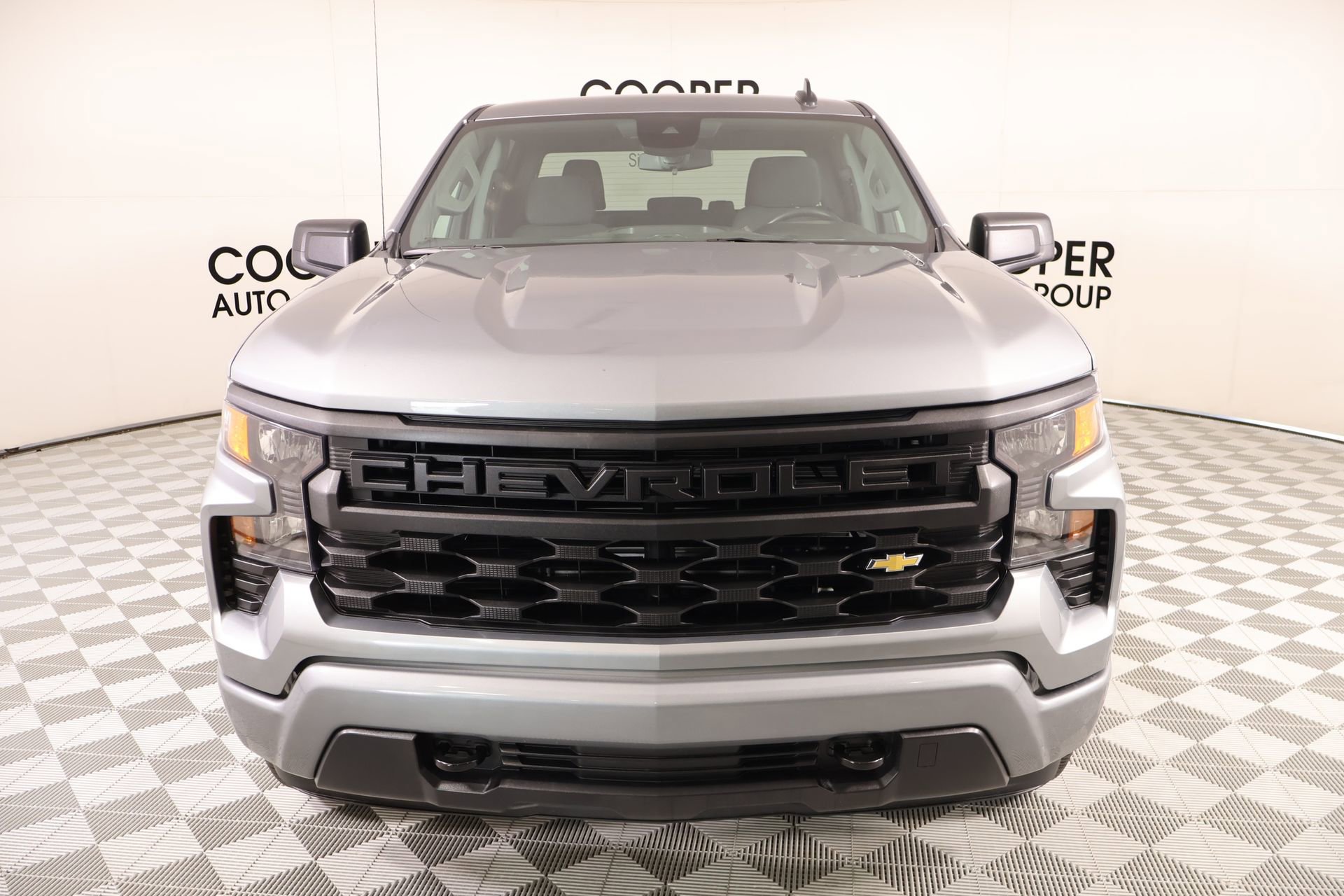 Used 2025 Chevrolet Silverado 1500 Custom RWD image 7