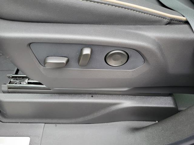 New 2026 Chevrolet Suburban Premier image 19