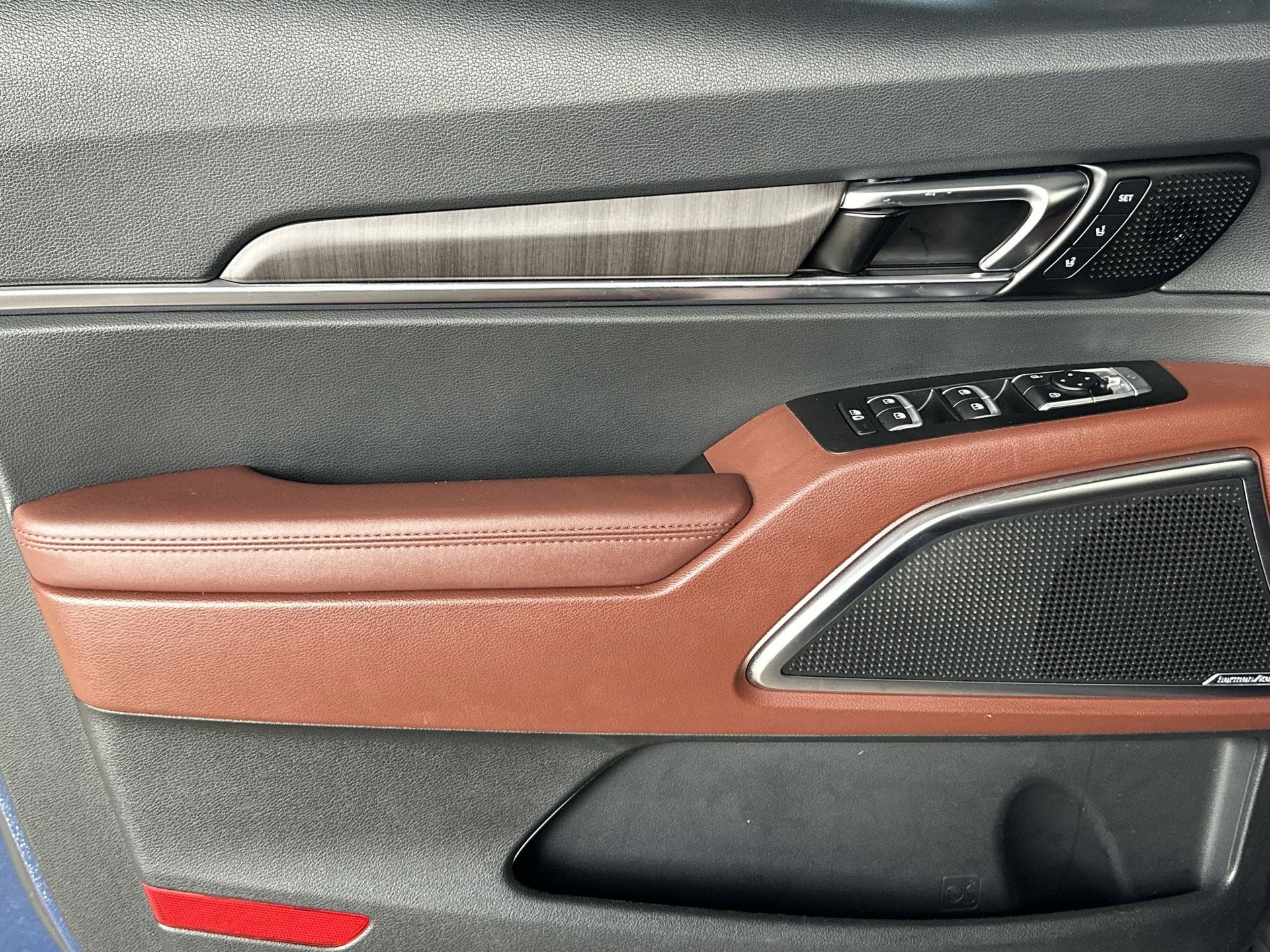 Used 2024 Kia Telluride SX image 31