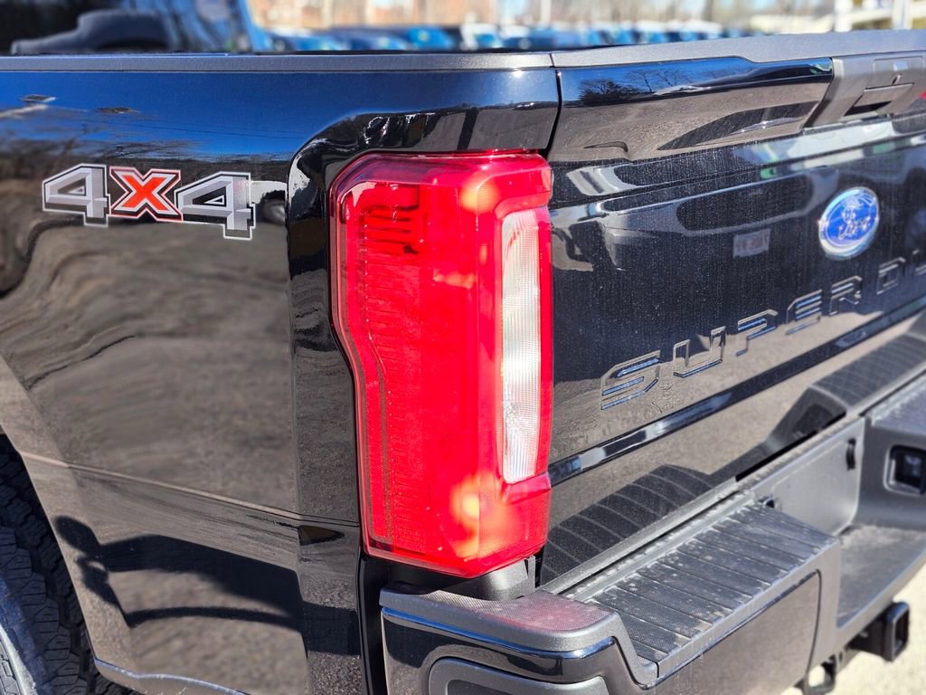 New 2026 Ford F350 XL w/ STX Appearance Package AWD/4WD image 9