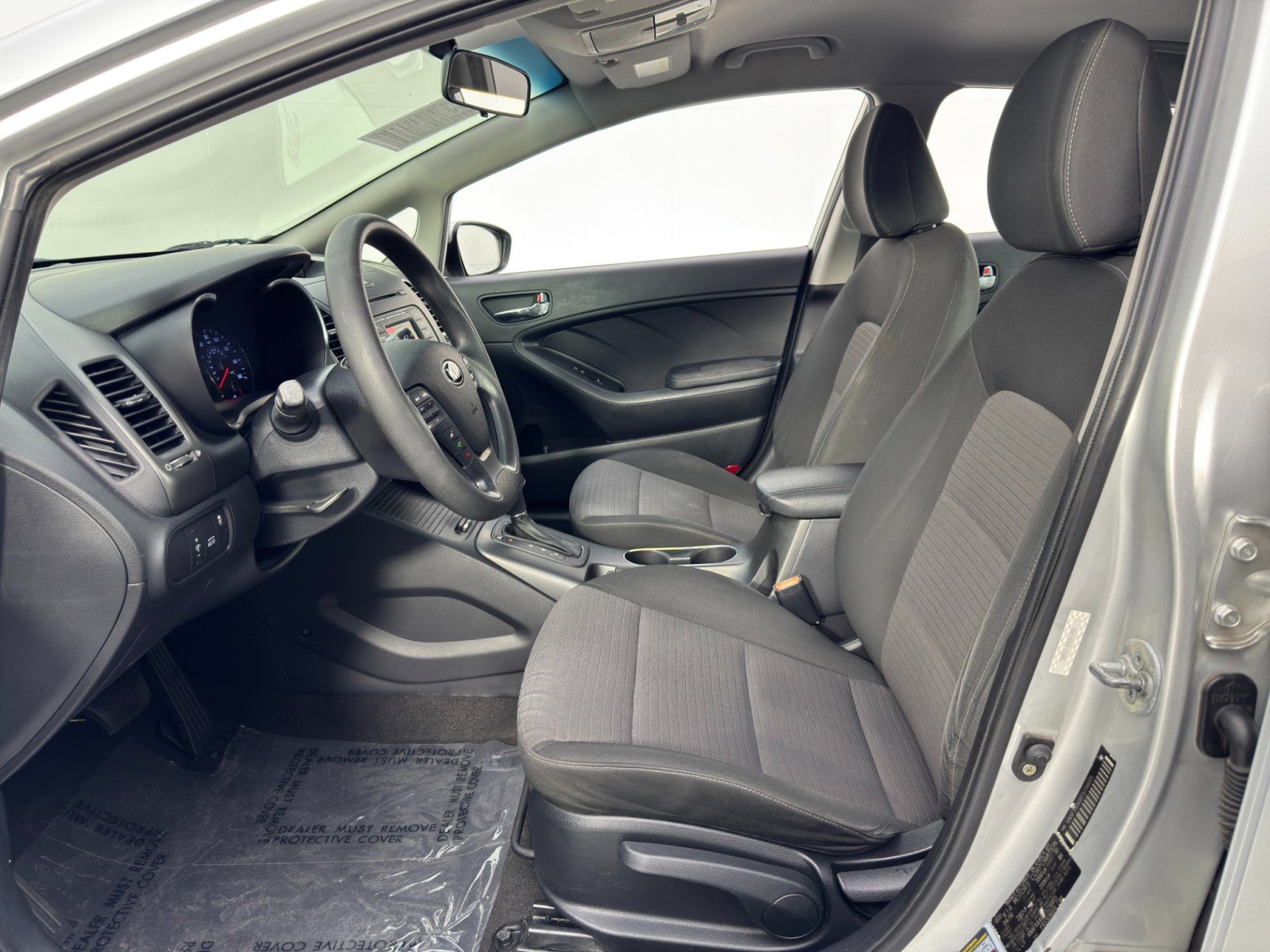 Used 2015 Kia Forte LX w/ Popular Package image 15