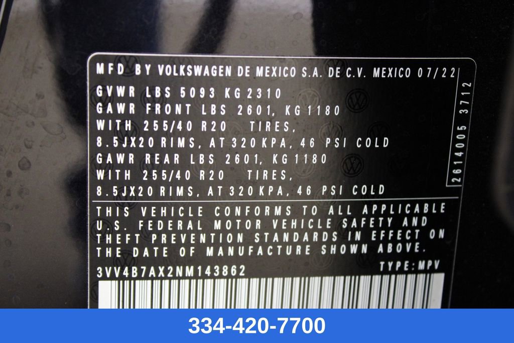 Certified 2022 Volkswagen Tiguan SEL R-Line image 31