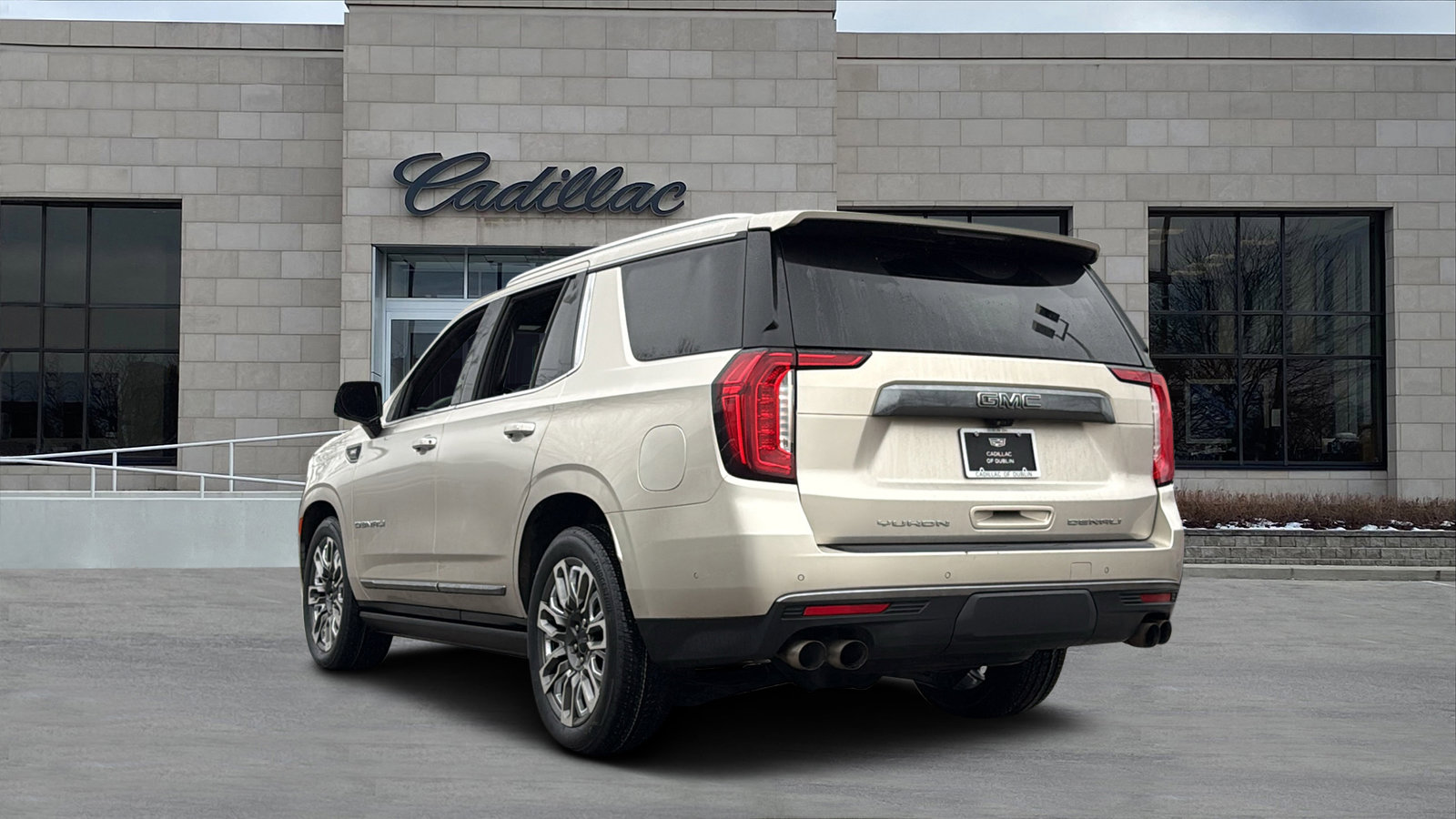 Used 2023 GMC Yukon Denali Ultimate image 4