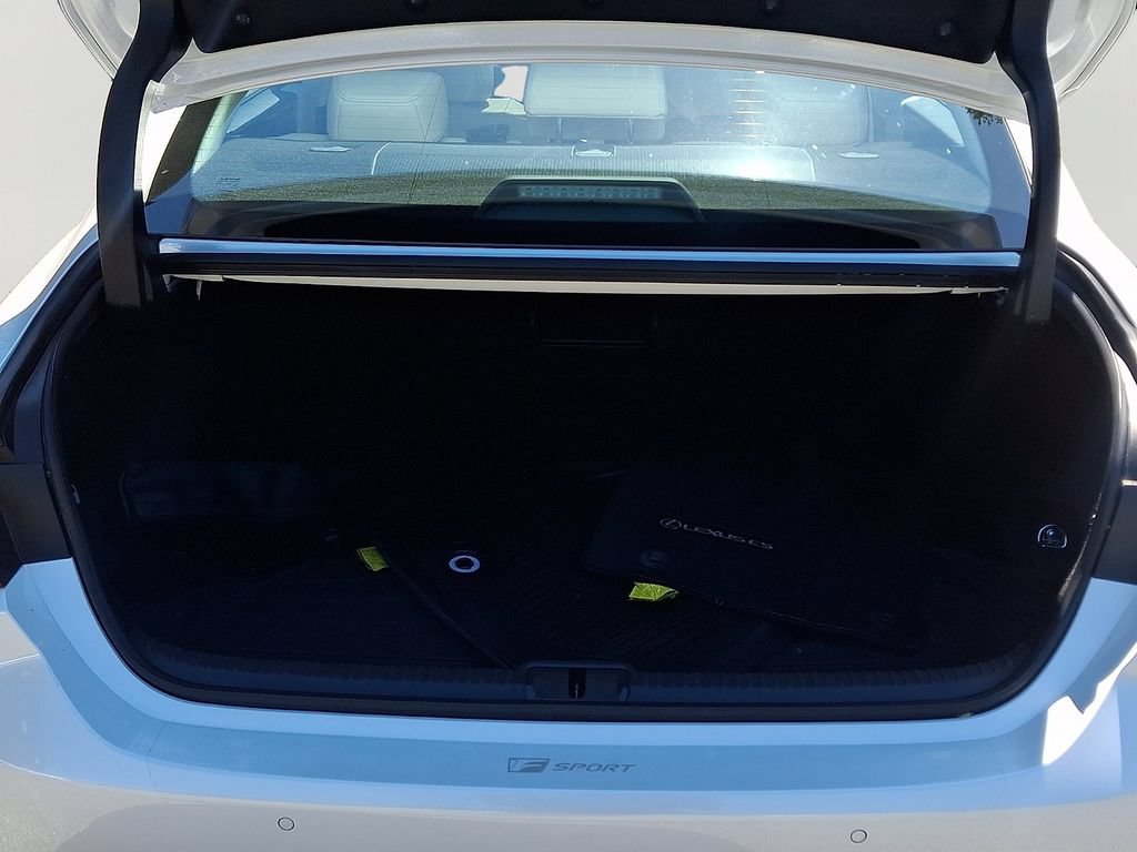 Used 2023 Lexus ES 300h w/ Premium Package FWD image 29