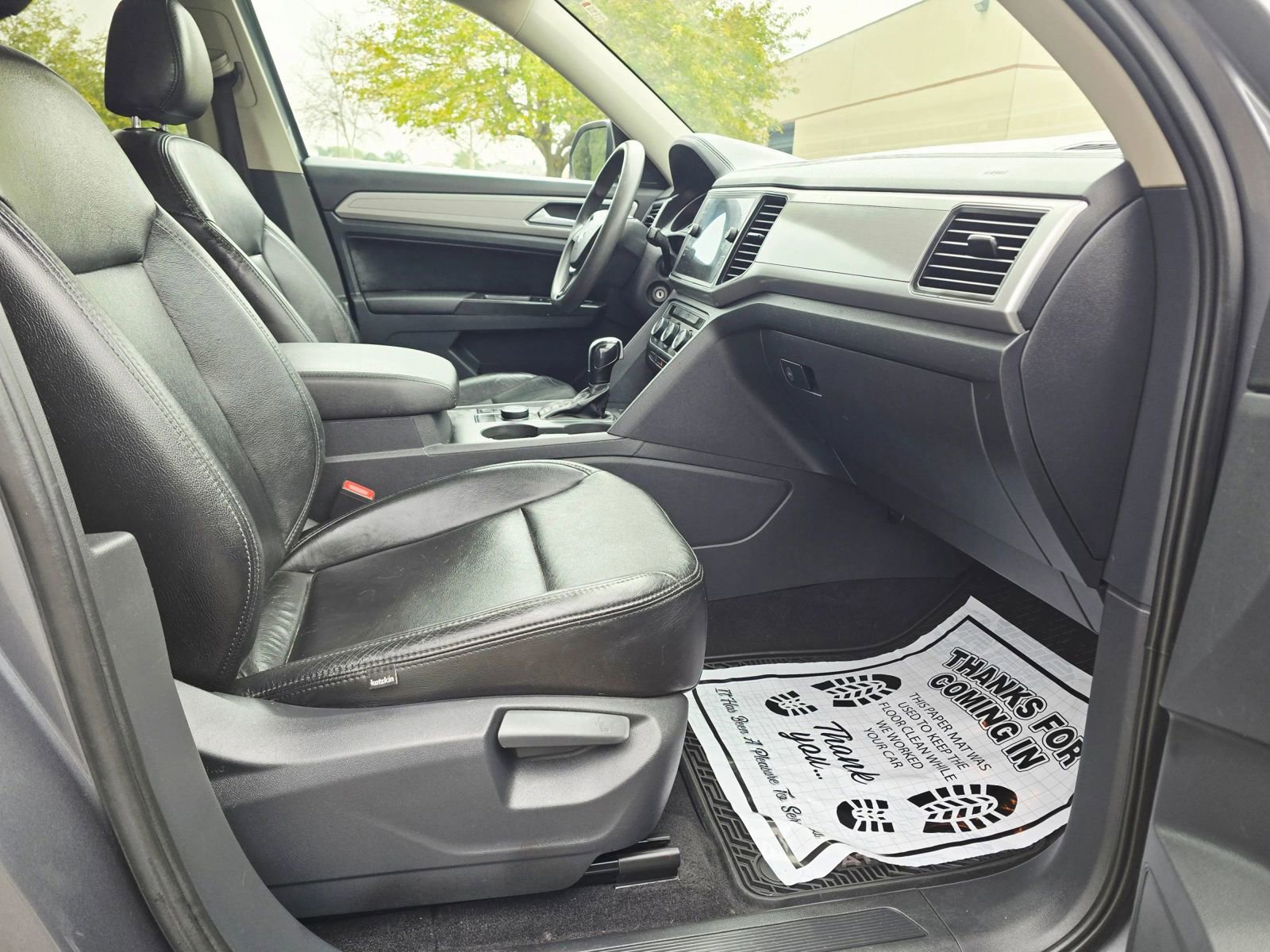 Used 2018 Volkswagen Atlas Launch Edition image 26