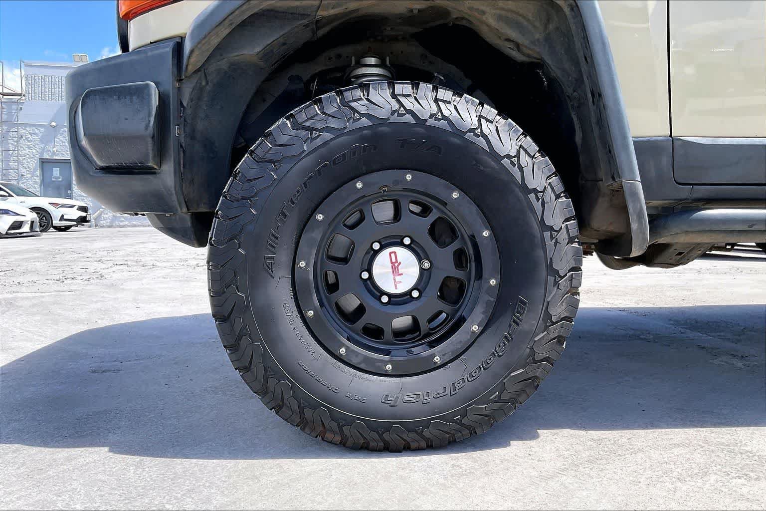 Used 2010 Toyota FJ Cruiser 4WD image 8