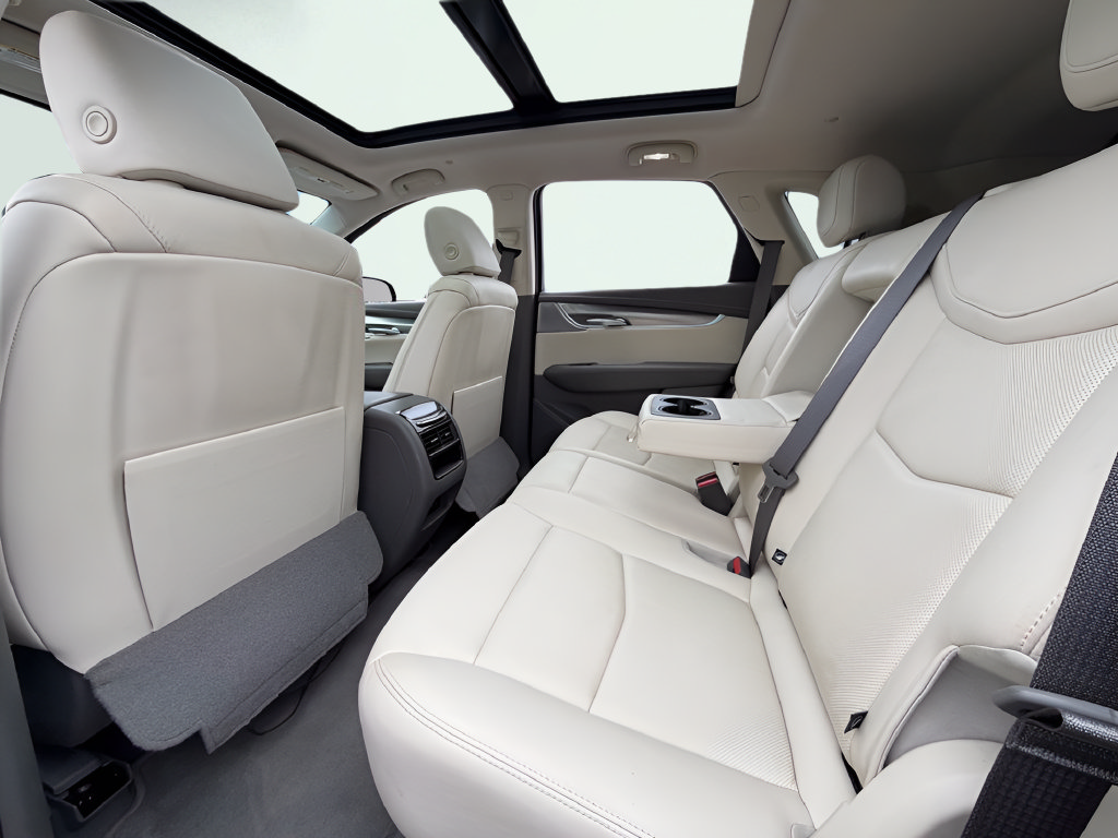 Used 2021 Cadillac XT5 Premium Luxury FWD image 23