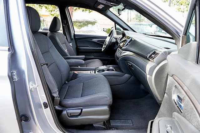 Used 2021 Honda Passport Sport image 11