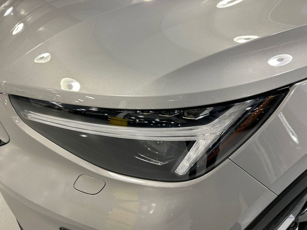 Certified 2023 Volvo C40 P8 Recharge Ultimate image 7