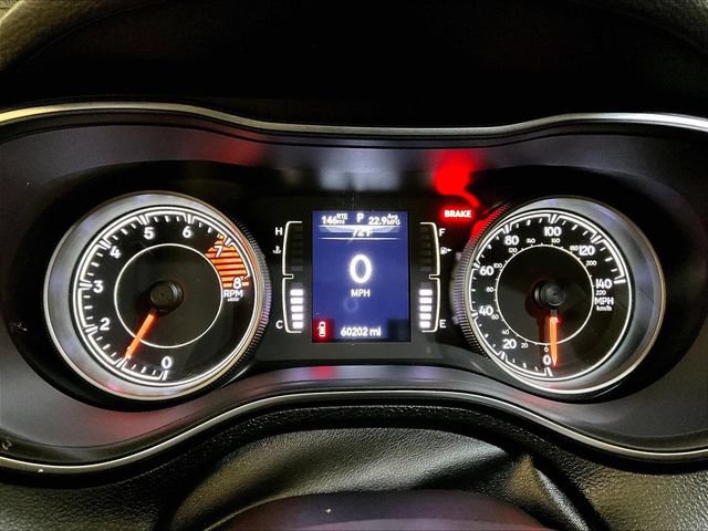 Used 2019 Jeep Cherokee Latitude AWD/4WD image 19