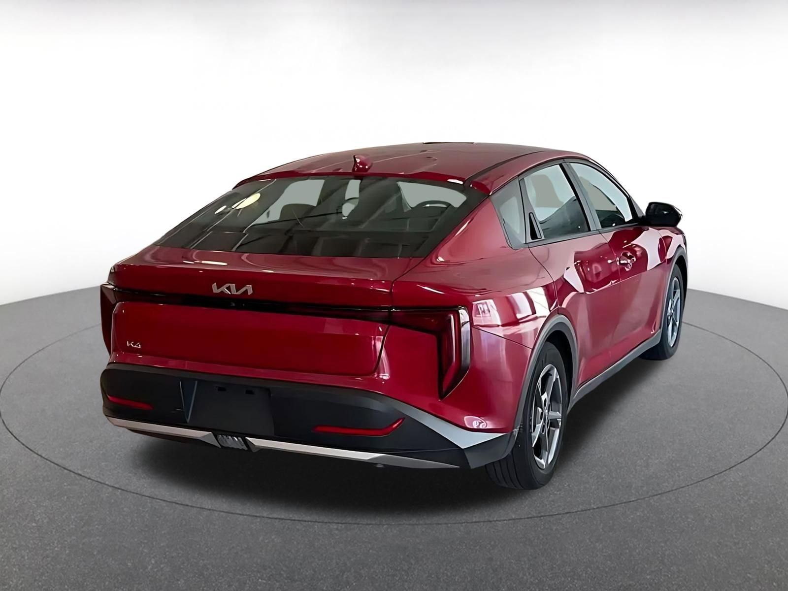 Used 2025 Kia K4 LXS image 12