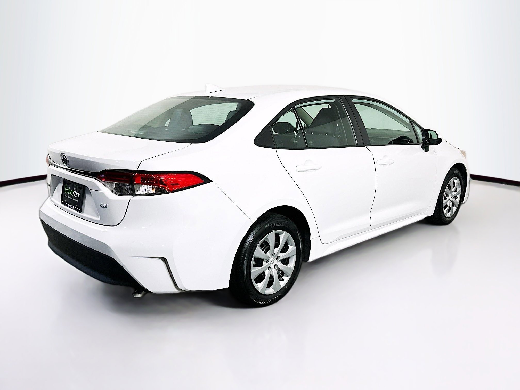 Used 2023 Toyota Corolla LE w/ Carpet Mat Package (TMS) image 9