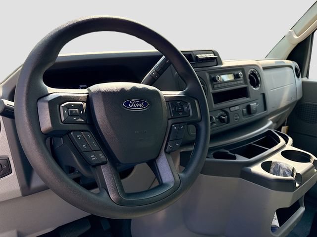 New 2027 Ford E-450 and Econoline 450 Super Duty w/ Driver's Safety Package RWD image 7