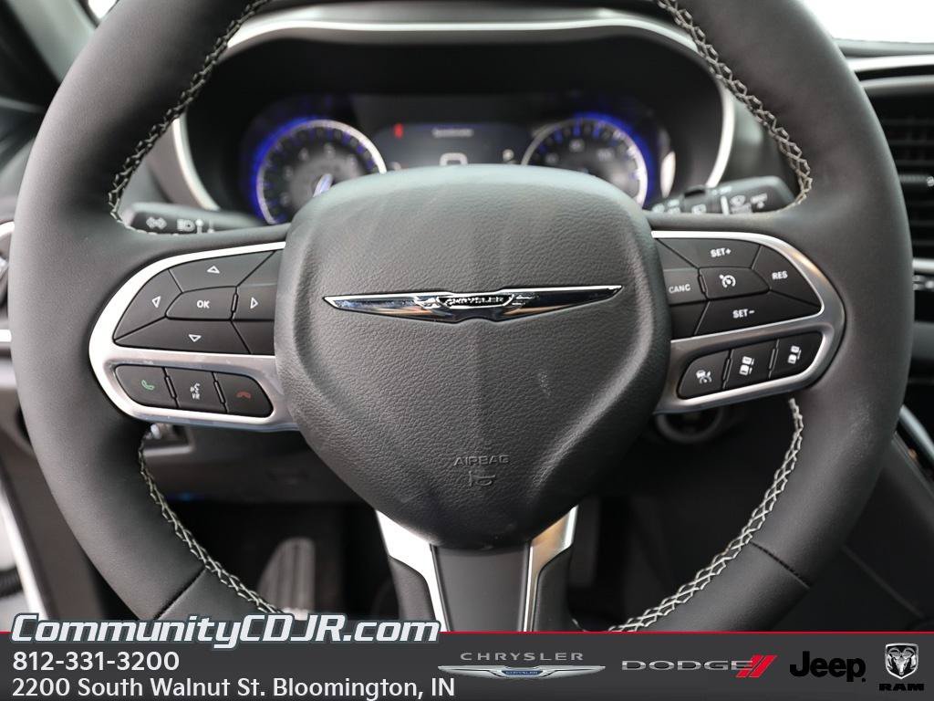 New 2026 Chrysler Voyager LX FWD image 13